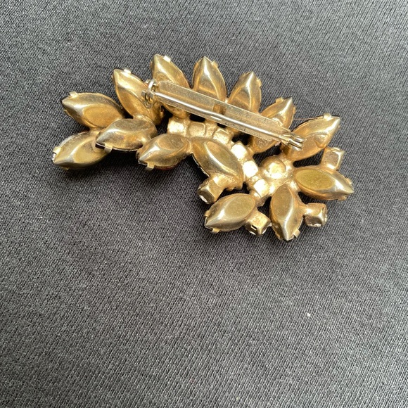 Vintage Rhinestone/ Amber Glass Stone Brooch Pin - Picture 4 of 6